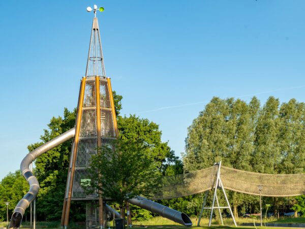 DK Familie 2 (2 Erwachsene mit eigenen Kindern)